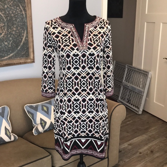 White House Black Market Dresses & Skirts - White House Black Market barely worn dress.
